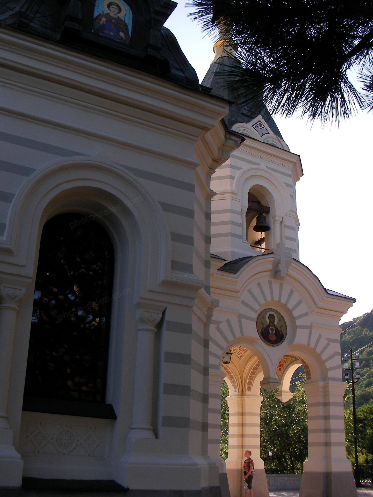 Orthodoxe Kirche mit einer Glocke