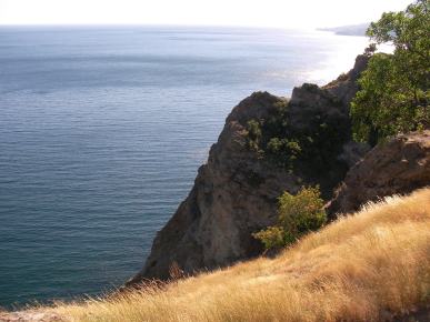 Морська скеля в Криму